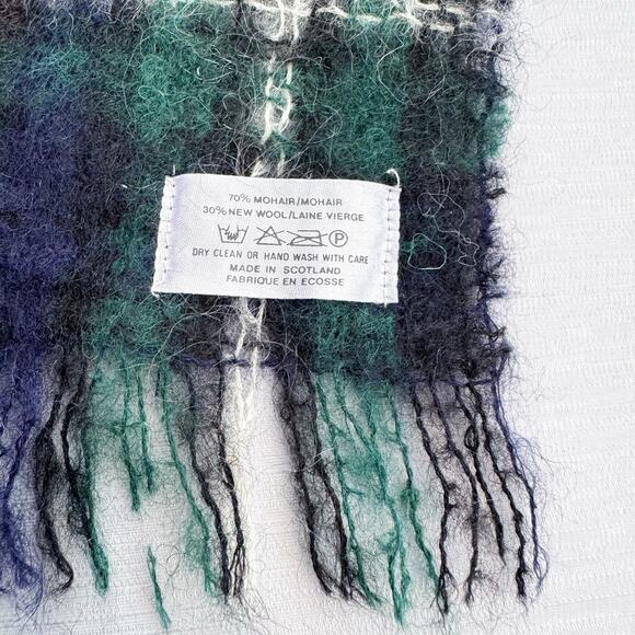 Vintage Mohair & Wool Plaid Fringed Scarf Wrap Made in Scotland 47 x 9 in - Picture 5 of 5